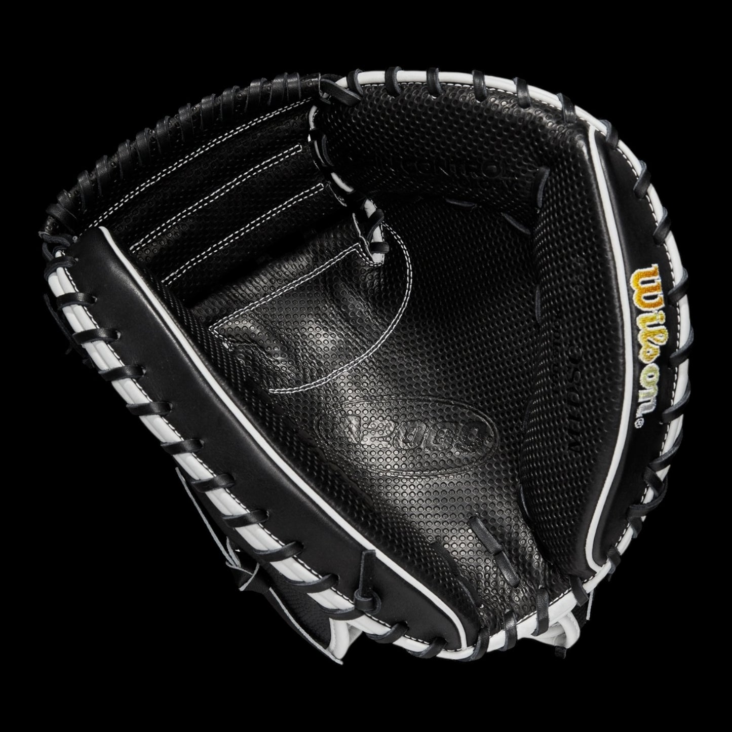 Wilson A2000 33.5” Black Catchers Mitt