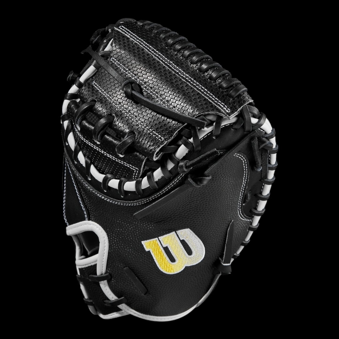 Wilson A2000 33.5” Black Catchers Mitt