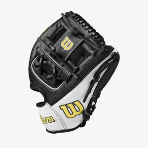 Wilson A2000 1786SS 11.5” Infield Baseball Glove RHT - CustomBallgloves.com