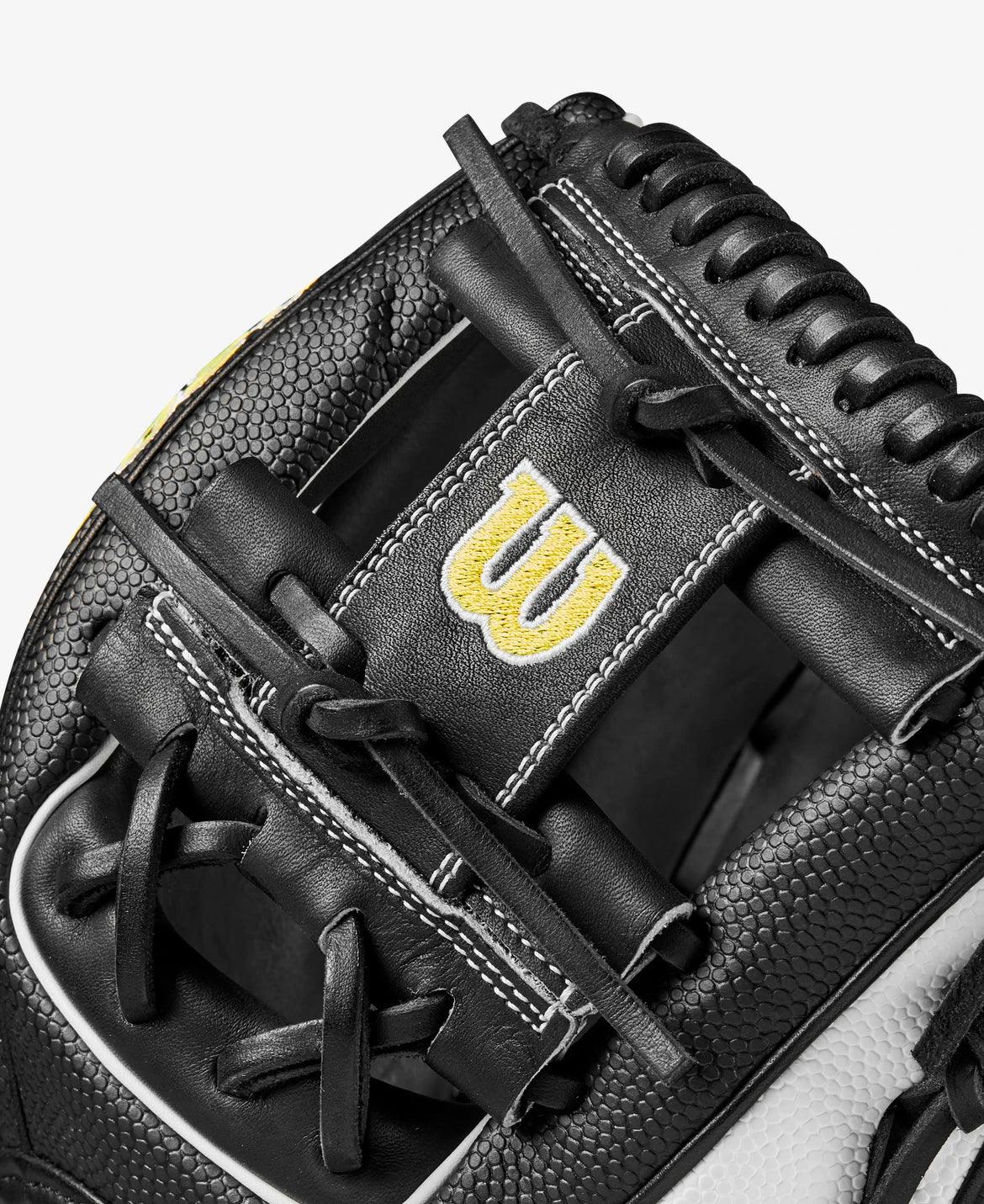 Wilson A2000 1786SS 11.5” Infield Baseball Glove RHT - CustomBallgloves.com